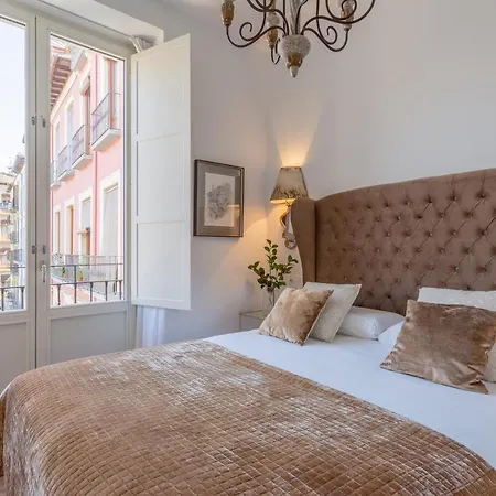 Bib Rambla Luxury *
